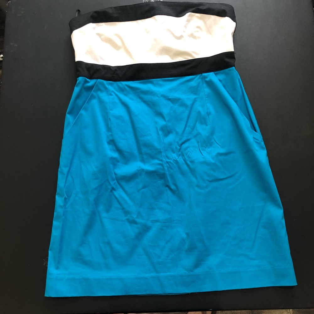 Ny&co 14 NWT strapless sheath dress with pockets